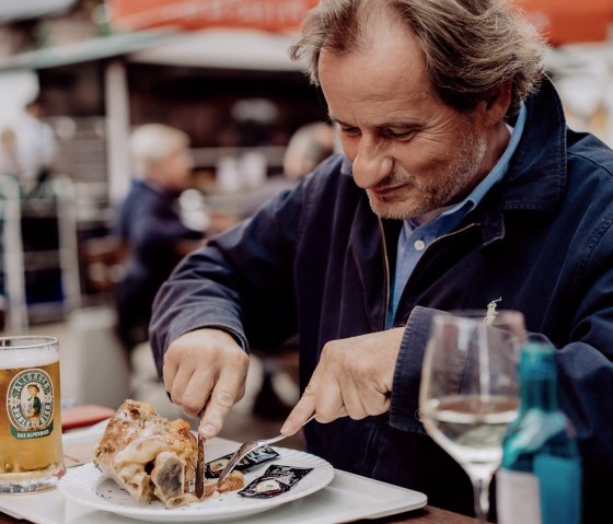 Spécialités bavaroises, © Burgrestaurant Nideggen