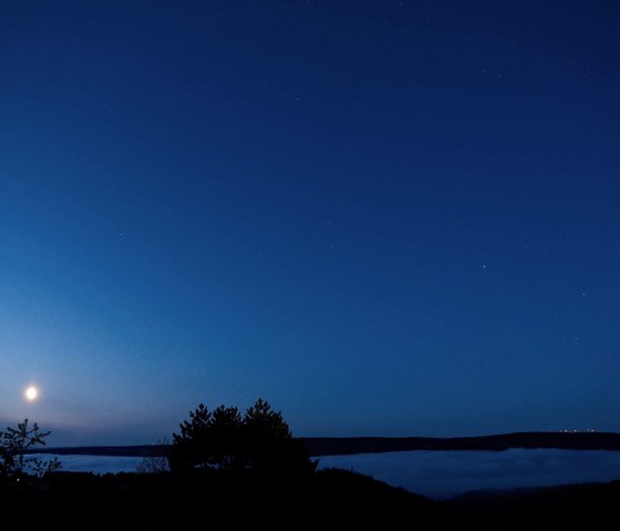 Mond und Sterne, © A. Baumbach