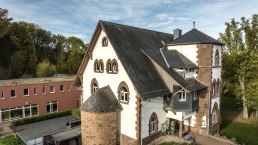 Nationalpark-Tor Nideggen und Ausbildungszentrum, © Eifel Tourismus GmbH, Dominik Ketz