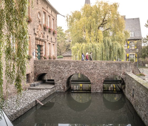 Wasserburg Niederzier, © Dennis Stratmann | Kreis Düren