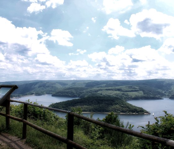 Zomeruitzicht op het Nationaal Park Eifel, © Tourismus NRW e.V.