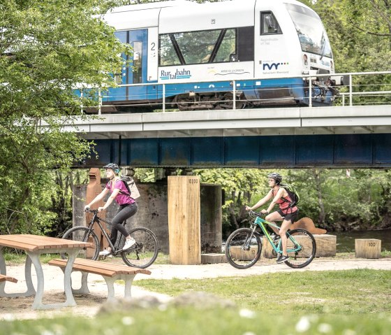 Station de la piste cyclable RurUfer à Zerkall, © Kreis Düren-Dennis Stratmann