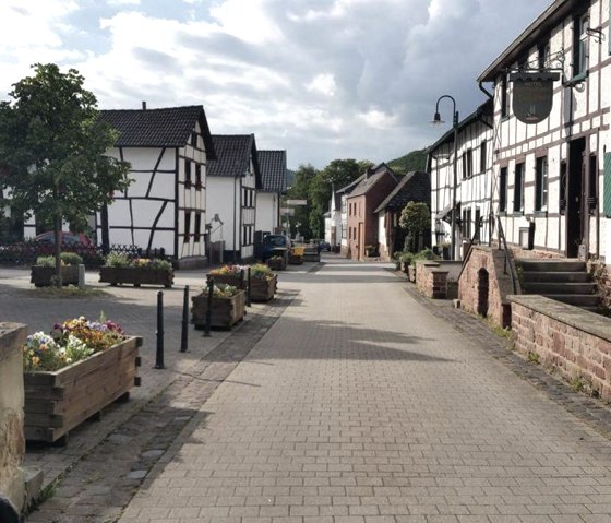 Im Ortskern von Abenden