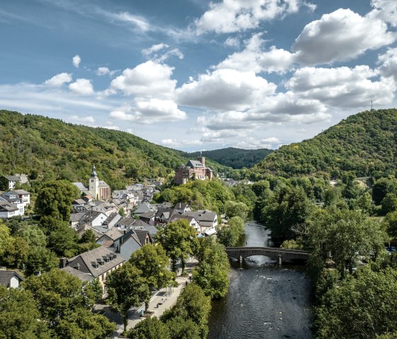 Vue sur Heimbach, © Eifel Tourismus GmbH, Dennis Stratmann