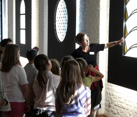 Führung im Deutschen Glasmalerei-Museum